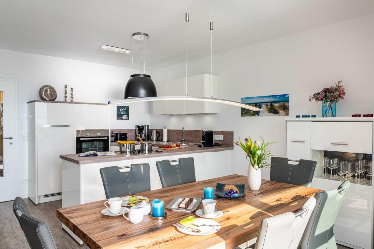 Appartement "Mondstein" Mit Penthouseflair - Oase Am Haff Garz  Exteriör bild