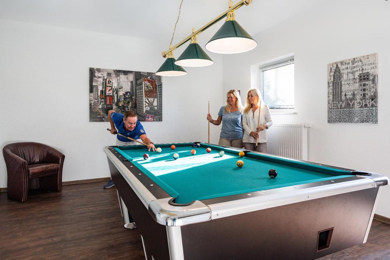 Appartement "Mondstein" Mit Penthouseflair - Oase Am Haff Garz  Exteriör bild